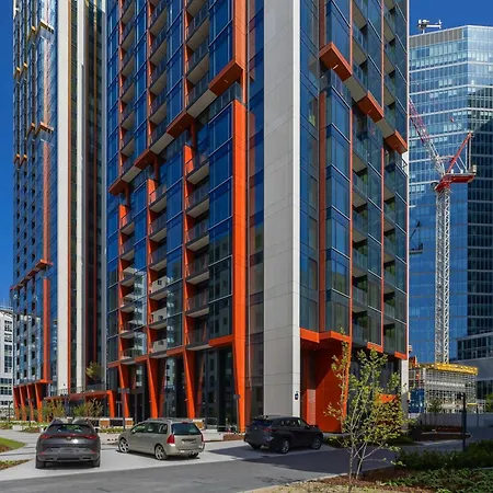 Air Conditioned Towarowa Towers In With Parking And Desk By Renters Prestige Apartment Warsaw
