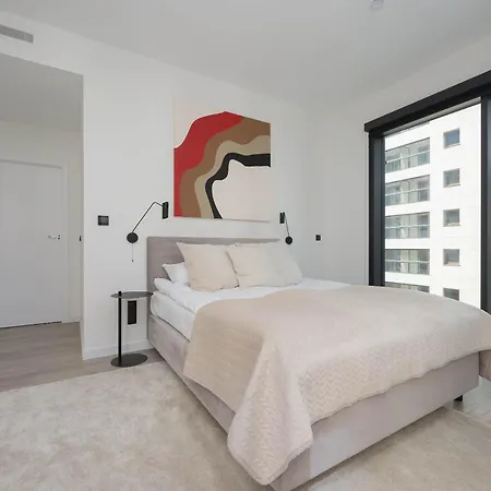 Air Conditioned Towarowa Towers In With Parking And Desk By Renters Prestige *