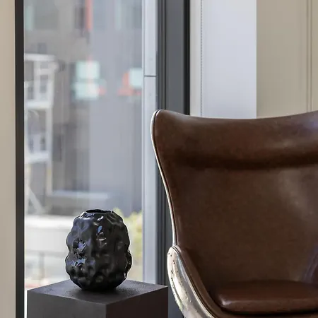 Air Conditioned Towarowa Towers In With Parking And Desk By Renters Prestige Warszawa